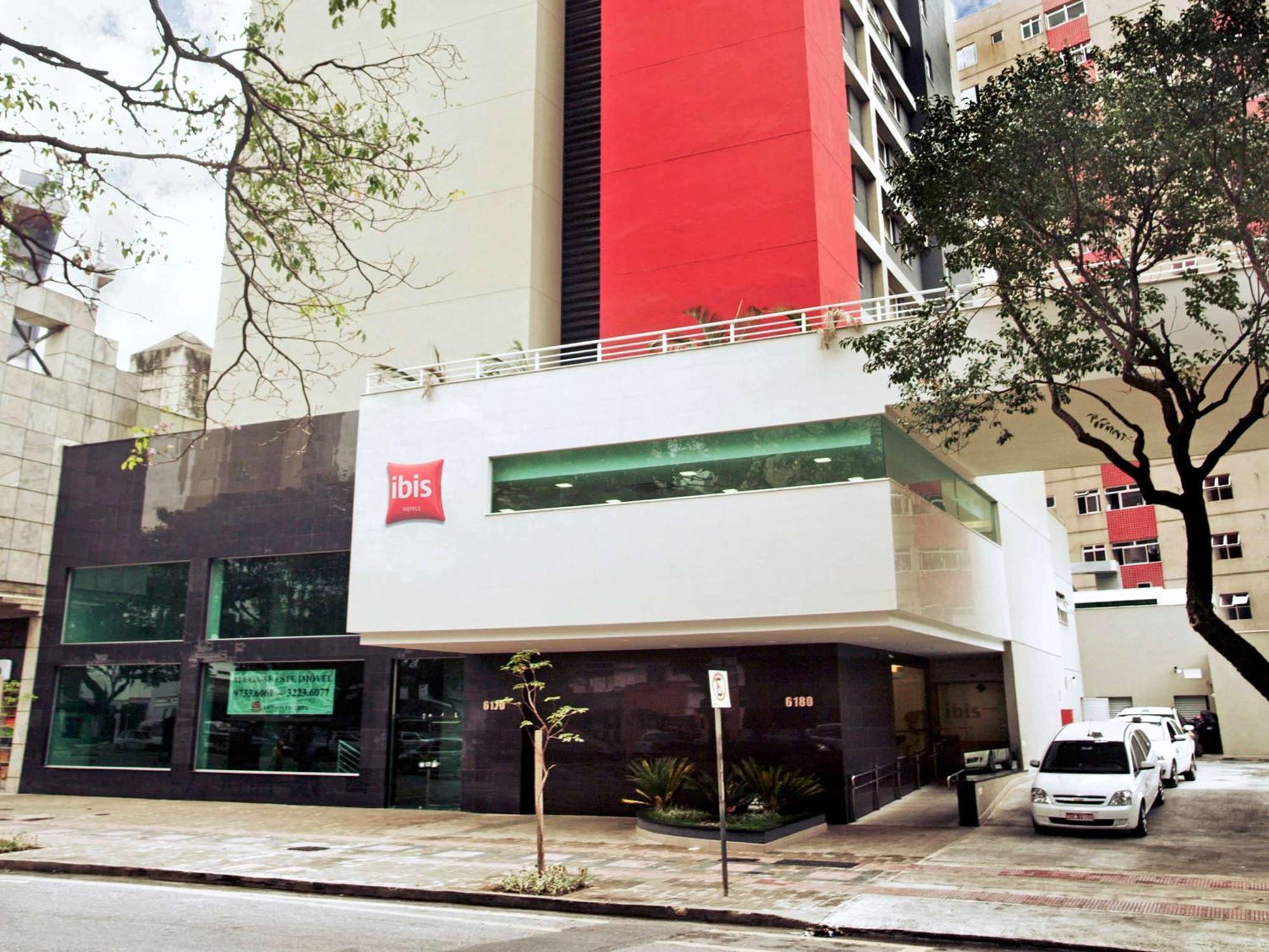宜必思bh萨瓦斯酒店 贝洛哈里桑塔 外观 照片